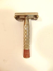 older steel colored Gillette safety razor marked C and 2 on head; maroon knob - Picture 1 of 10