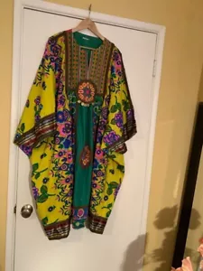 Vintage Zulu Bohemian kurzer Kaftan Einheitsgröße Blumenmuster mit Verzierungen - Bild 1 von 14