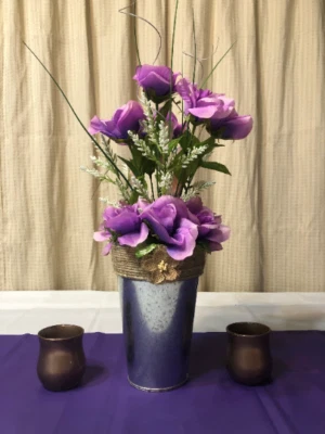 CENTROS Púrpura Boda, Quinceañera CENTROS, CENTRO DE MESA Morado Foto 1 de 3