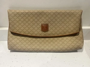Pochette CELINE Beige Macadam Pelle PVC MO7 - Foto 1 di 16