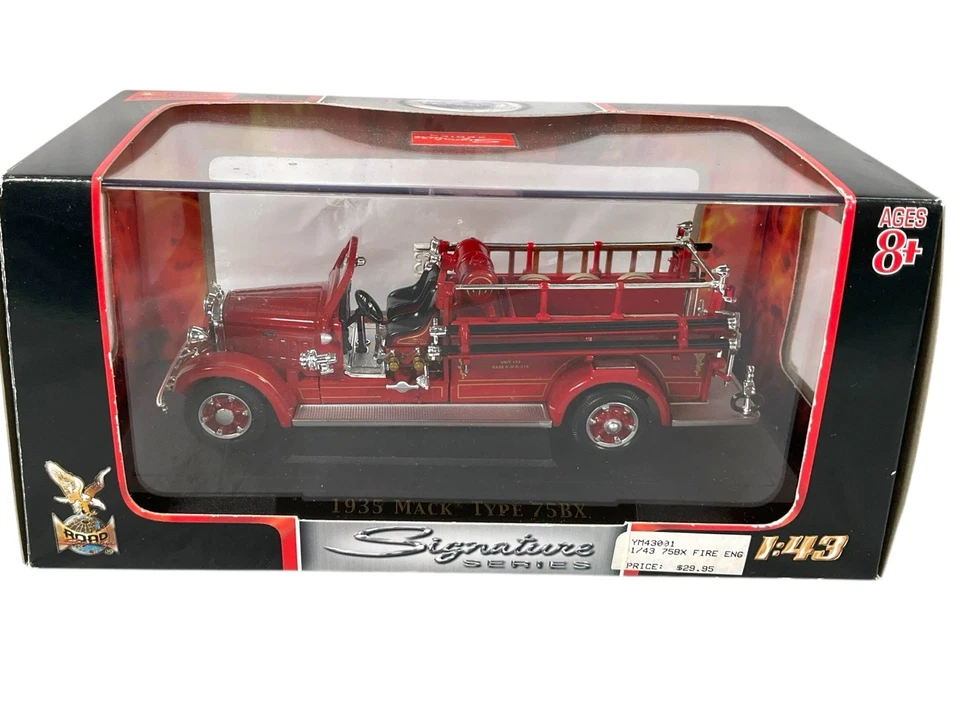 1935 Mack Type 75bx Fire Engine Red 1/43 Diecast Model by Road Signature