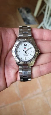 Reloj de cuarzo Tag Heuer WAF1111.BA0801 serie Aquaracer para hombre blanco plata 300M Foto 1 de 4