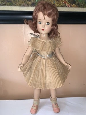 Bonito! Nanette de plástico duro vintage de 20” todo original Foto 1 de 4