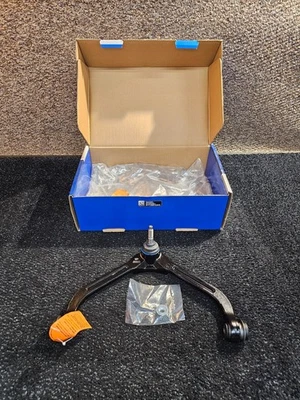 (QTY 2)For Jeep Liberty 2002-2007 Control Arm And Ball Joint Assembly 810-96517B - Image 1 of 4