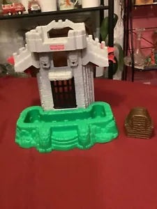 Remolcador de agua de colección 1997 Great Adventures castillo de arena y agua y tesoro cofre - Imagen 1 de 9