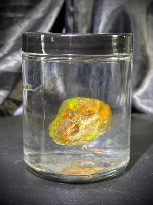 Precioso ópalo Welo etíope crudo no estabilizado 170 quilates (leer descripción) Foto 1 de 4