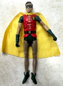 6" ROBIN FIGURE FROM DC COMICS / MATTEL BATMAN CLASSIC - Picture 1 of 19