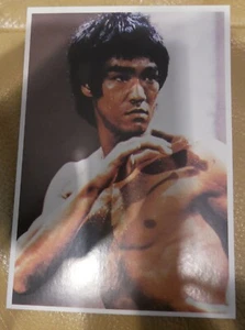 BRUCE LEE 1975 TOP SELLERS SUPERSTARS STIG UNUSED STICKER CARD NUMBER 12 - Picture 1 of 2