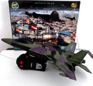 RC Battle of Air Armee Spielzeug für Kinder Luftangriff Go Action batteriebetrieben - Bild 1 von 5