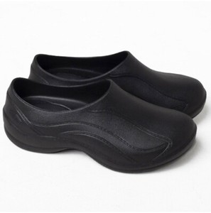 landau slip resistant shoes