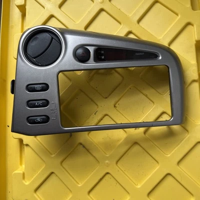 Toyota Matrix Pontiac Vibe 2003-2008 tablero central ventilación radio bisel moldura OEM Foto 1 de 4