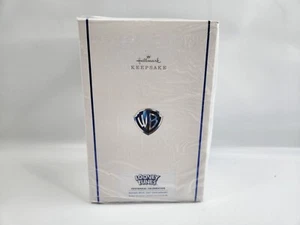 Hallmark 2023 Keepsake Christmas Ornament Warner Bros Bugs Bunny Tower Glass - Picture 1 of 11
