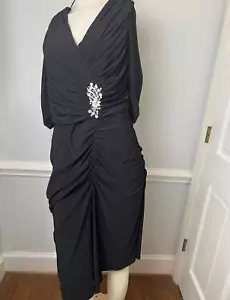 Vestido Alex Evenings Talla Grande Acanalado Estrás Broche Detalle 18 W Negro NUEVO - Imagen 1 de 12