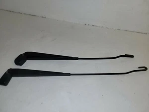 Ford Transit MK7 Euro 4 2.4 RWD 2007 - 2011 Windscreen Wiper Arms - Picture 1 of 5