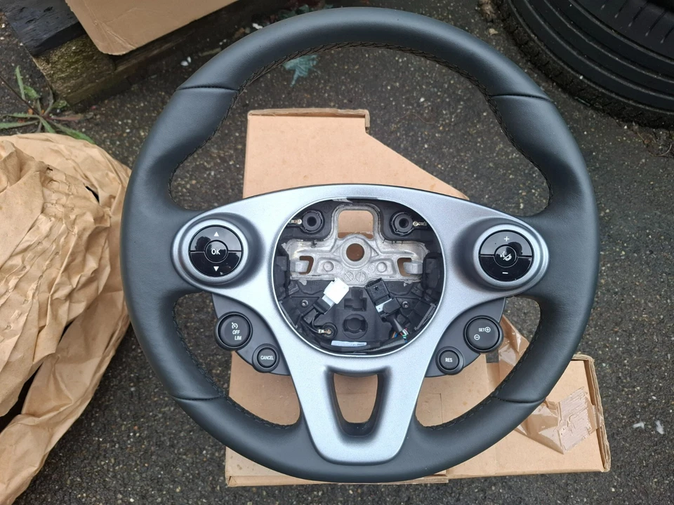 ORIGINAL SMART LEDER  LENKRAD W453 W 453 - Bild 1 von 1