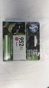 hp 952xl magenta ink cartridge new sealed in box Expires Oct 2022 - Picture 1 of 5