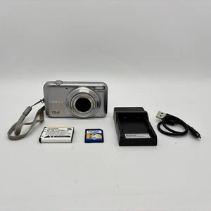 FujiFilm FinPix JX250 14MP CCD Compact Digital Camera Y2K w/ 2GB SD Card Tested - Picture 1 of 9