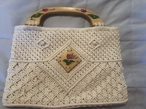 Vtg 70’s Cream Macrame Purse Boho Bag HandPainted Floral Wood Handle Philippines - Picture 1 of 9