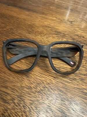 Marcos de repuesto Oakley Rev Up para mujer solo marcos translúcidos Tortoise Foto 1 de 4