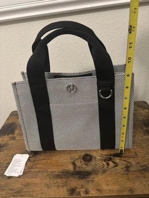 New Lululemon Two-Tone Canvas Mini Tote Bag 4.5L Black/white - Image 1 of 4