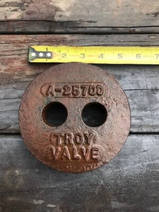 LOT OF EIGHT SALVAGE CAST IRON PARTS “TROY VALVE A-25700” Troy, NY, Candlestick - Picture 1 of 8
