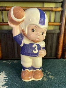 De colección Russ & Berrie 1974 alcancía bebé mariscal de campo jugador de fútbol #3  - Imagen 1 de 9