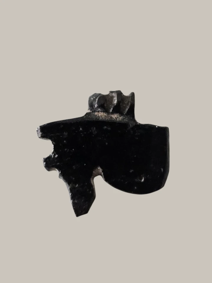 Amulette œil Oudjat – Égypte ancienne, Basse Époque (vers 664 – 332 av. J.-C.) - Photo 1/4