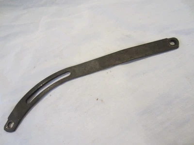 Soporte de alternador superior Buick 455 1971-1974 con aire acondicionado, GM 1235837, usado Foto 1 de 4