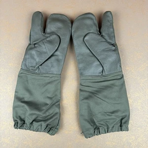 1 Pair Green Military Long Trigger Gloves Hunting Canvas Leather Wool Size M - Picture 1 of 7