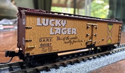 Atlas Master N Scale #50005623 40’ Wood Reefer Lucky Lager GARE 60197 CC NY - Image 1 of 4