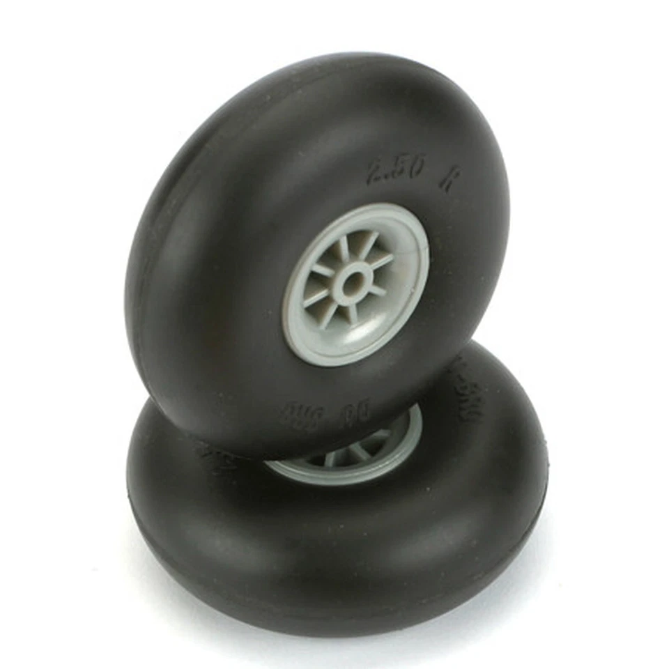 DU-BRO Low Bounce Smooth Rubber Wheels 2-1/2 Diameter (2) DUB250R - Image 1 of 1