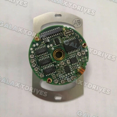 1PC USED Yaskawa Servo Motor UTOPH-81AWF encoder Tested in Good condition - Image 1 of 3