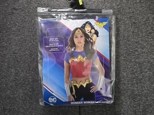 Wonder Woman Adult Costume Kit Size S/M 6 Piece Cosplay Set DC Comics Amscan - Picture 1 of 4