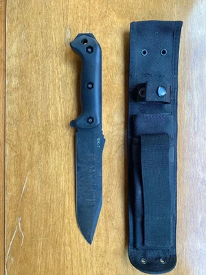 Cuchillo Bushcraft hoja fija Ka-Bar Becker BK7 "Becker Combat Utility" 7" Foto 1 de 4