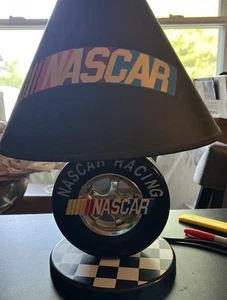 VGC Vintage 1999 NASCAR Racing Desk Lamp Tire Checkered Night Light Lampshade - Picture 1 of 6