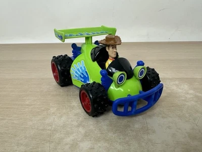 Coche de carreras Mattel Disney Pixar Toy Story 3 Shake N Go Woody 2009 - probado y funciona Foto 1 de 4
