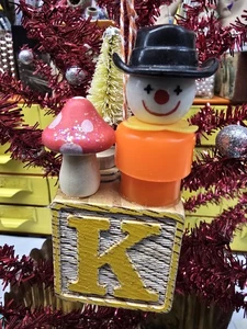 Vintage Baustein Fisher Price Little People Weihnachtsschmuck Buchstabe K - Bild 1 von 4