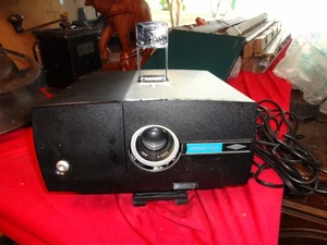 Proiettore diapositive Sawyers Rotomatic 737AQ Focus testato nero BELLE condizioni - Foto 1 di 9