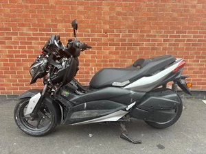 Yamaha X-Max - Picture 1 of 9