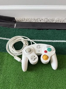 White Super Smash Bros GameCube Controller Special Edition RARE Tested - Picture 1 of 3