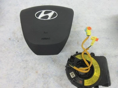 HYUNDAI ACCENT HATCHBACK 2015-2016-2017 NEGRO IZQUIERDA DIRECCIÓN CONDUCTOR RUEDA AIRBAG Foto 1 de 4