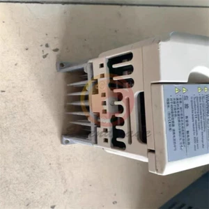 1PC Yaskawa inverter CIMR-VA2A0012BAA 220V-2.2KW Used - Picture 1 of 3