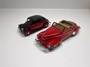 ixo Graham Paige Roadster "Sharknose" & Mercedes 130 1:43 - Picture 1 of 11