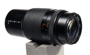 Vitacon 70-210mm f4.5 Zoom Lens, Minolta/Sony AF fit - Good, Tested & Clean - Picture 1 of 8