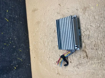 2007-2013 BMW X5 Top HiFi Lear Radio Audio Amplifier Amp OEM S6216 DG - Image 1 of 4