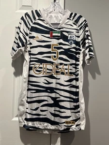 Camiseta Dubai Soccer Club Adulto Grande - Ver Fotos Medidas - Imagen 1 de 6