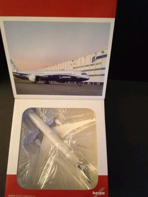 Herpa 1:200 House Colors Boeing 787-10 N528ZC Dreamliner Primer Vuelo 559614 Foto 1 de 4