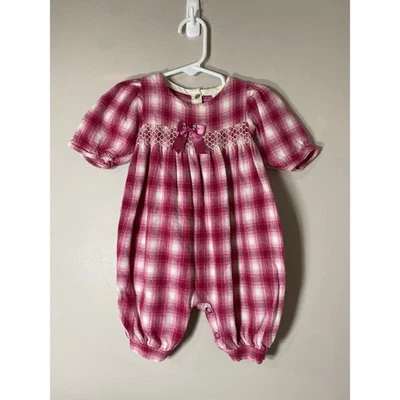 Carters 复古粉色白色格子女宝宝连身裤 0-3 个月按扣 — 第 1/3 张图片