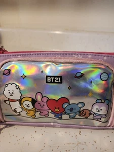 The Creme Shop BT21 Holographic Travel Pouch Makeup Bag - Picture 1 of 8