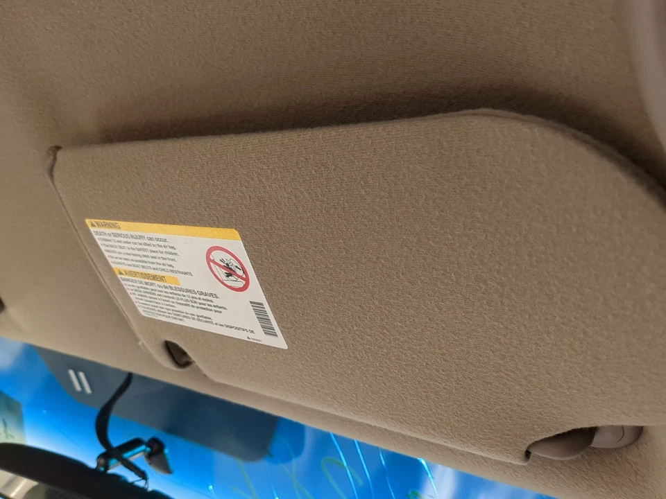 2000-2005 Buick Century пассажирский солнцезащитный козырек зеркало правый солнцезащитный козырек NC1U6 - Изображение 1 из 4